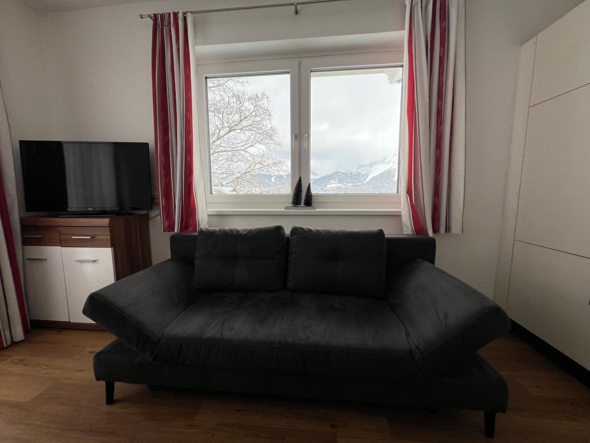Ferienhaus Haus Alpina In&ski Out *